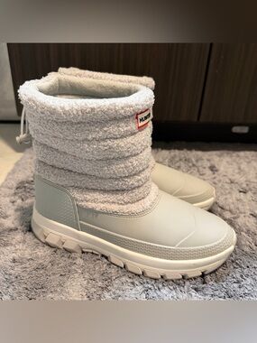 Hunter High Pile Fleece Short Snow Boots